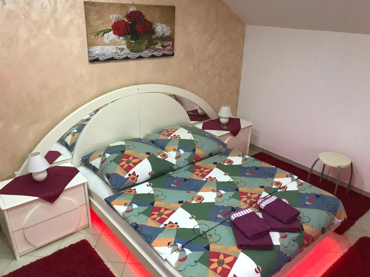 Guesthouse Rebel Deliblato Bagian luar foto