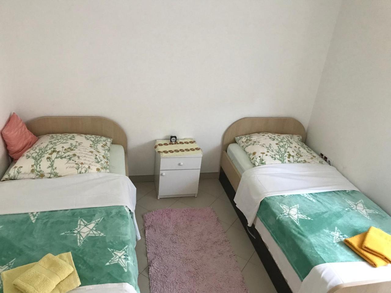 Guesthouse Rebel Deliblato Bagian luar foto