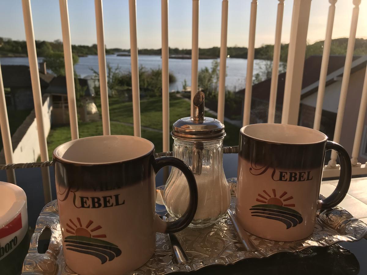 Guesthouse Rebel Deliblato Bagian luar foto