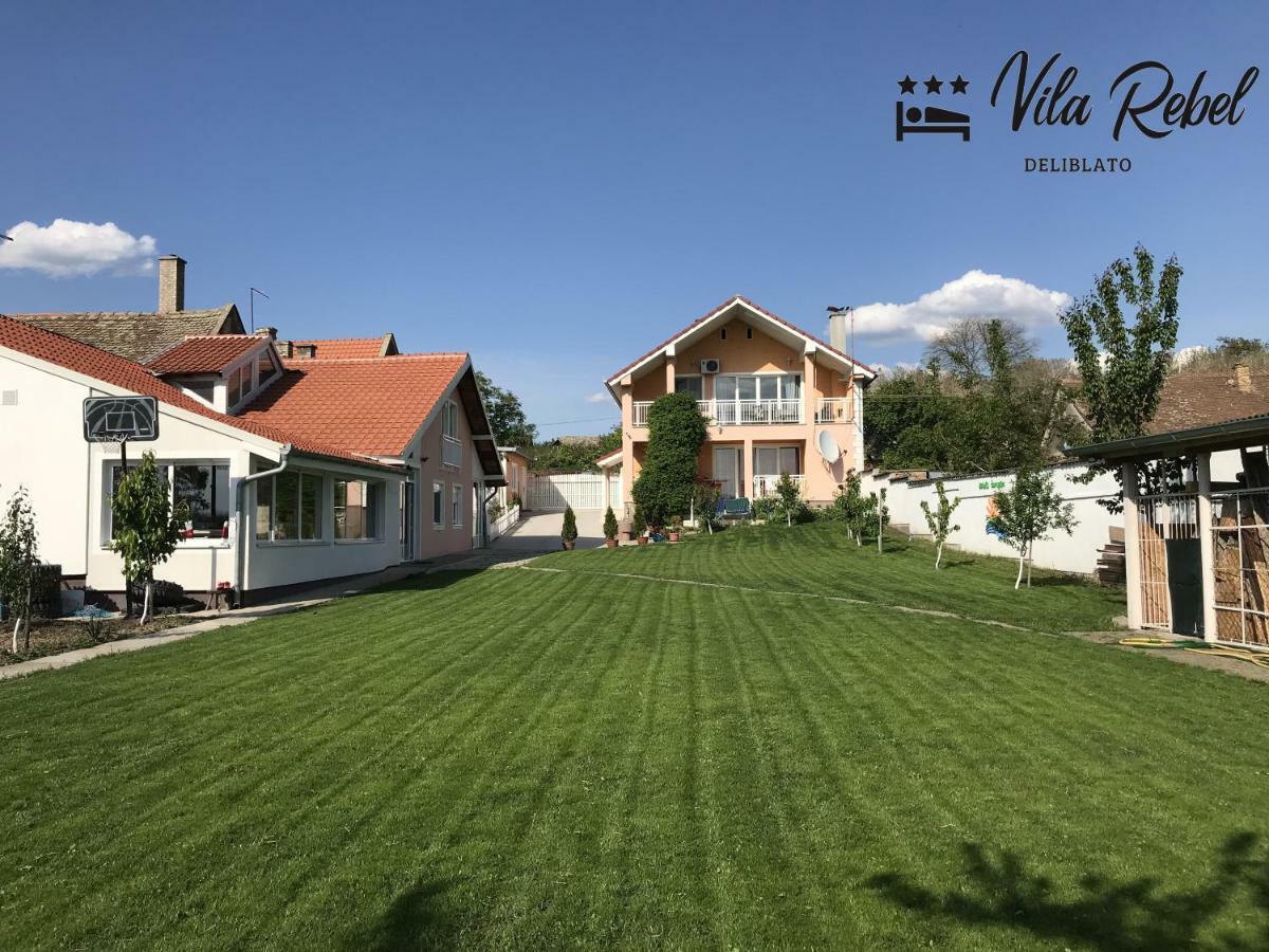 Guesthouse Rebel Deliblato Bagian luar foto